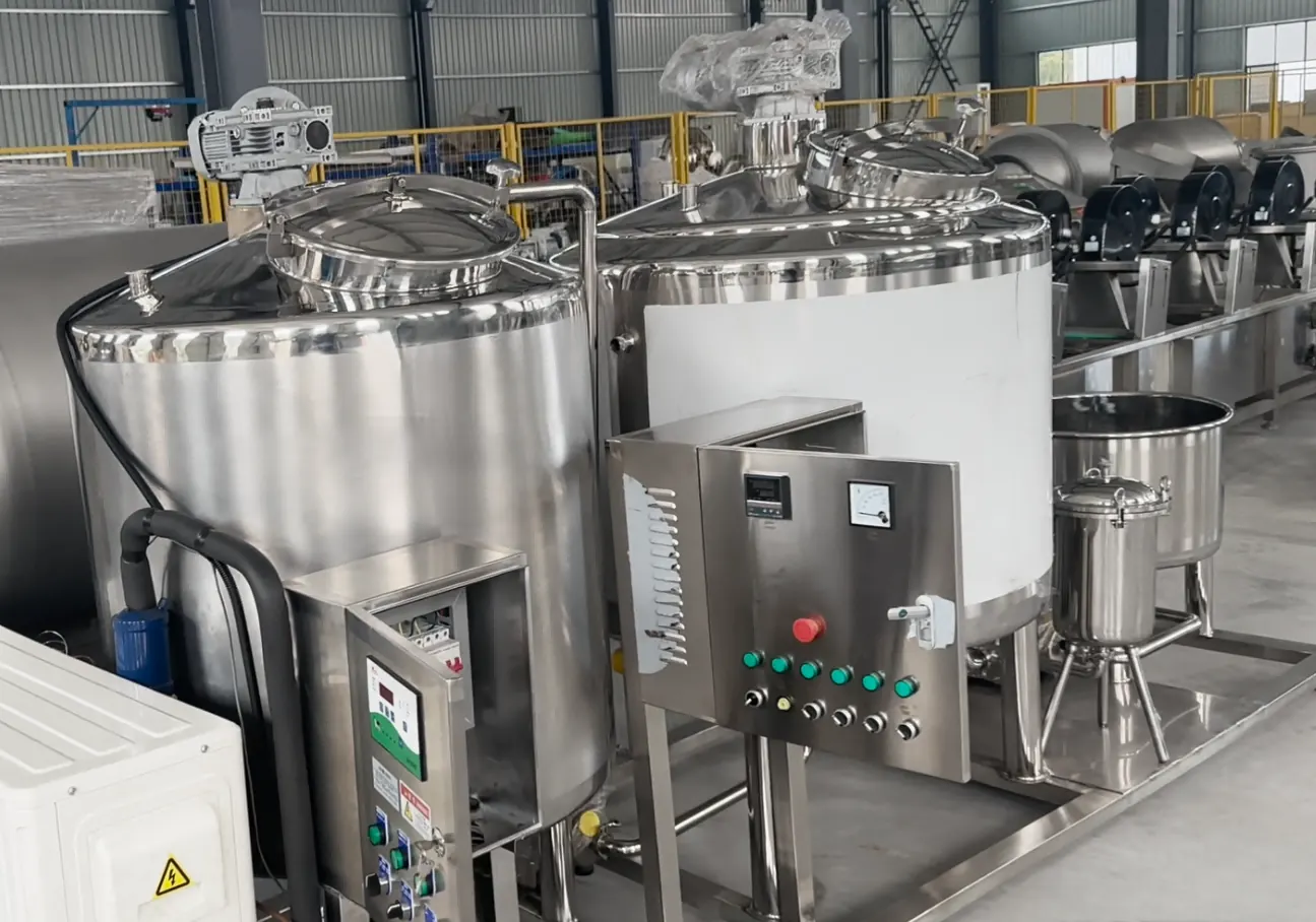 Tanques de fermentación y mezcla sobre skid
